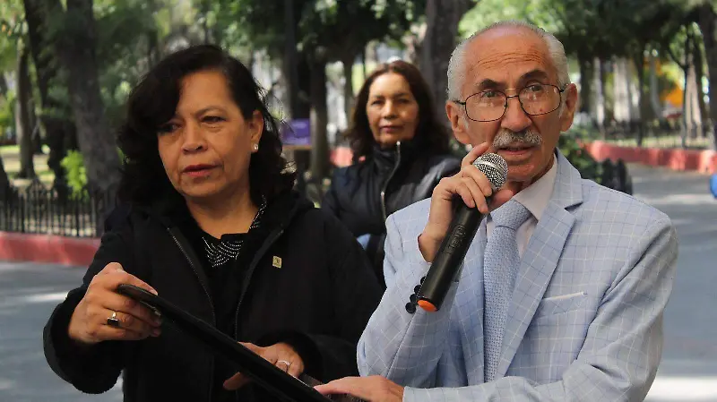 Marco Aurelio Montes dedicó un mensaje a sus alumnos.